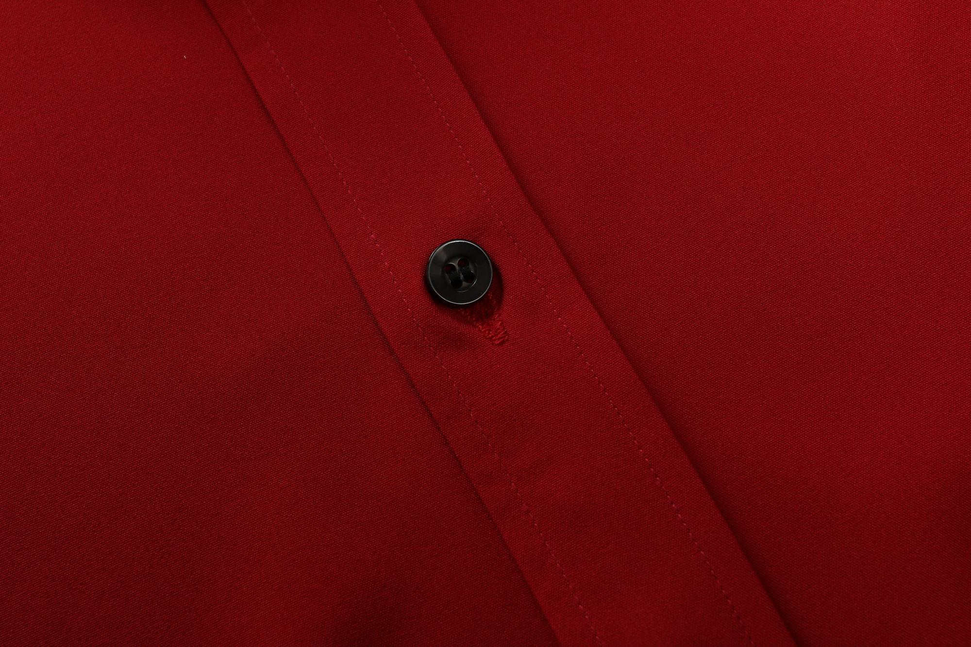 Four solid-color men’s long-sleeve shirts with a notched lapel collar, classic pointed lapel design that is sharp and well-structured, button placement that fits comfortably against the neck, Menswear Casual Top fathersdaygift Four solid-color men’s long-sleeve shirts with a notched lapel collar, classic pointed lapel design that is sharp and well-structured, button placement that fits comfortably against the neck, Menswear Casual Top fathersdaygift