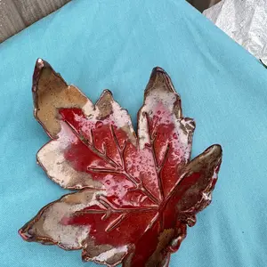 Handcrafted Ceramic Stoneware Maple Leaf Decorative dish