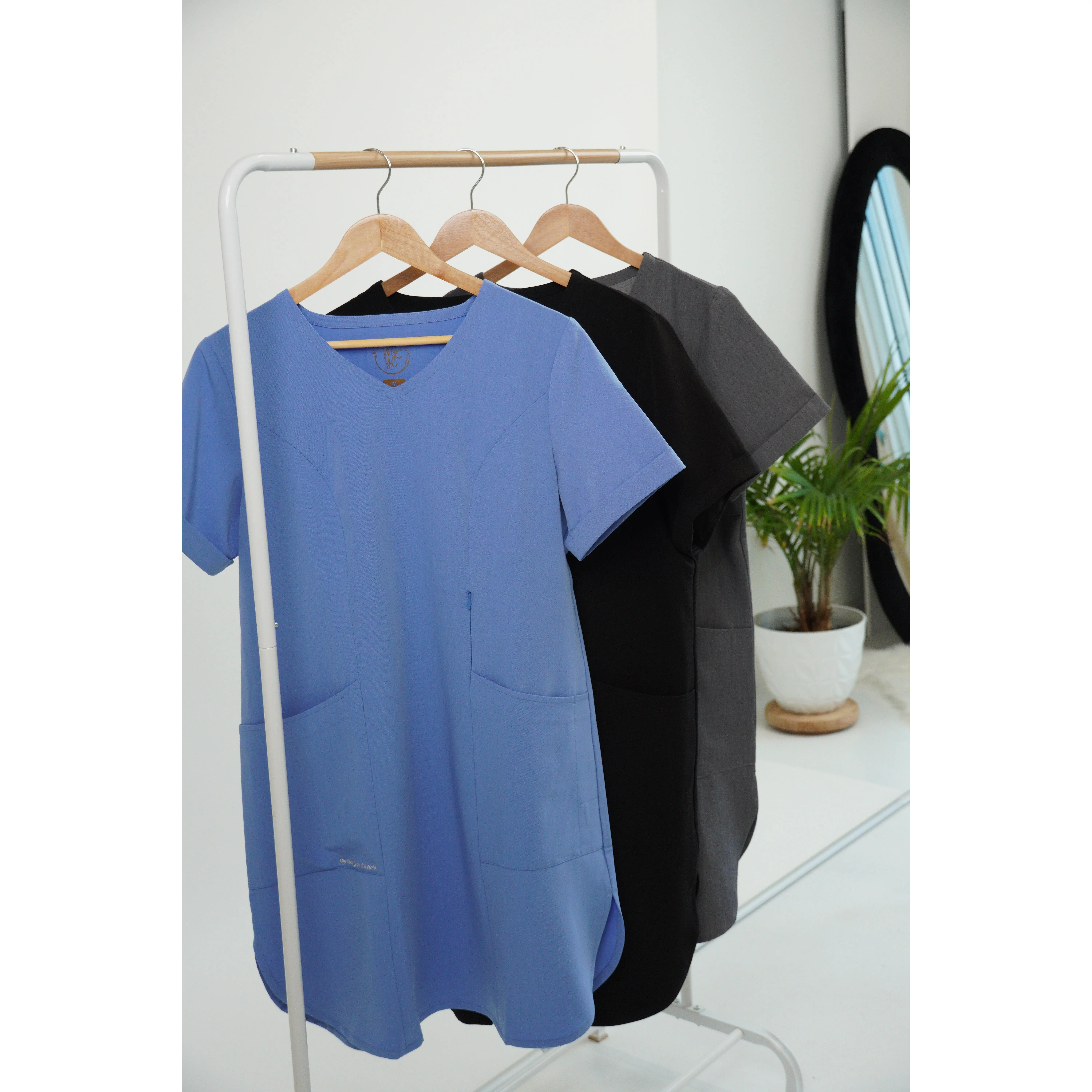 'Nabeelah' Modest Scrub Top Gray Womenswear Clothing Uniforms Workwear Fit Flat