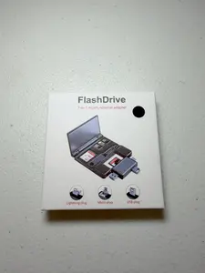 Flash Drive 7-in-1 multifunctional adapter