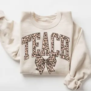 Leopard Teacher Sweatshirt, Retro Teach Graphic Crewneck, Varsity Style Teacher Shirt, Cute Animal Print Teaching Pullover, Teacher Appreciation Gift, Back to School Outfit, Cozy Unisex Educator Sweatshirt