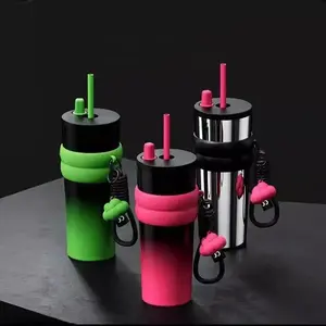 750ml gradient stainless steel coffee cup, large-capacity car cup, vacuum double-layer car cup, Insulated Tumbler, heat and cold preservation, with a carrying rope, straw and cute dolls, very suitable for office workers, students and outdoor camping
