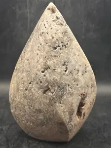 Pink amethyst flame tower! 1.2 pounds, 4.4 inches tall, 2.6" wide