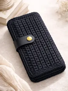 ARTESANA — Luxe Crochet Snap Wallet