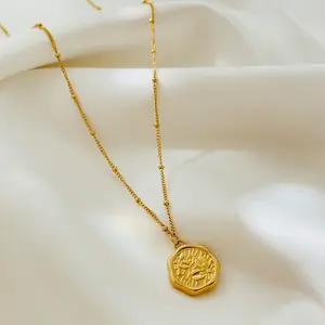 Peach Blossom Round Brand Flower Necklace Niche Design Three-dimensional Pendant Clavicle Chain Women's Summer