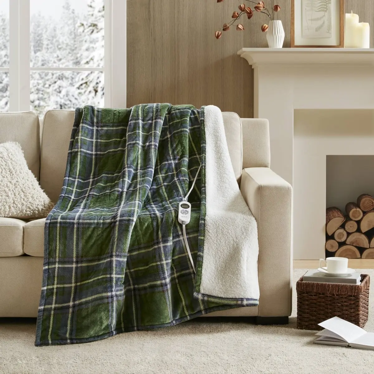 Woolrich WR543254 Heating Throw Blanket - Cozy Chic, Reversible Luxury Print, Plush Sherpa, Machine Washable, OEKO-TEX Certified, Large Soft Blanket Warmer Throws for Bedding Use, Cozy Chic Blanket