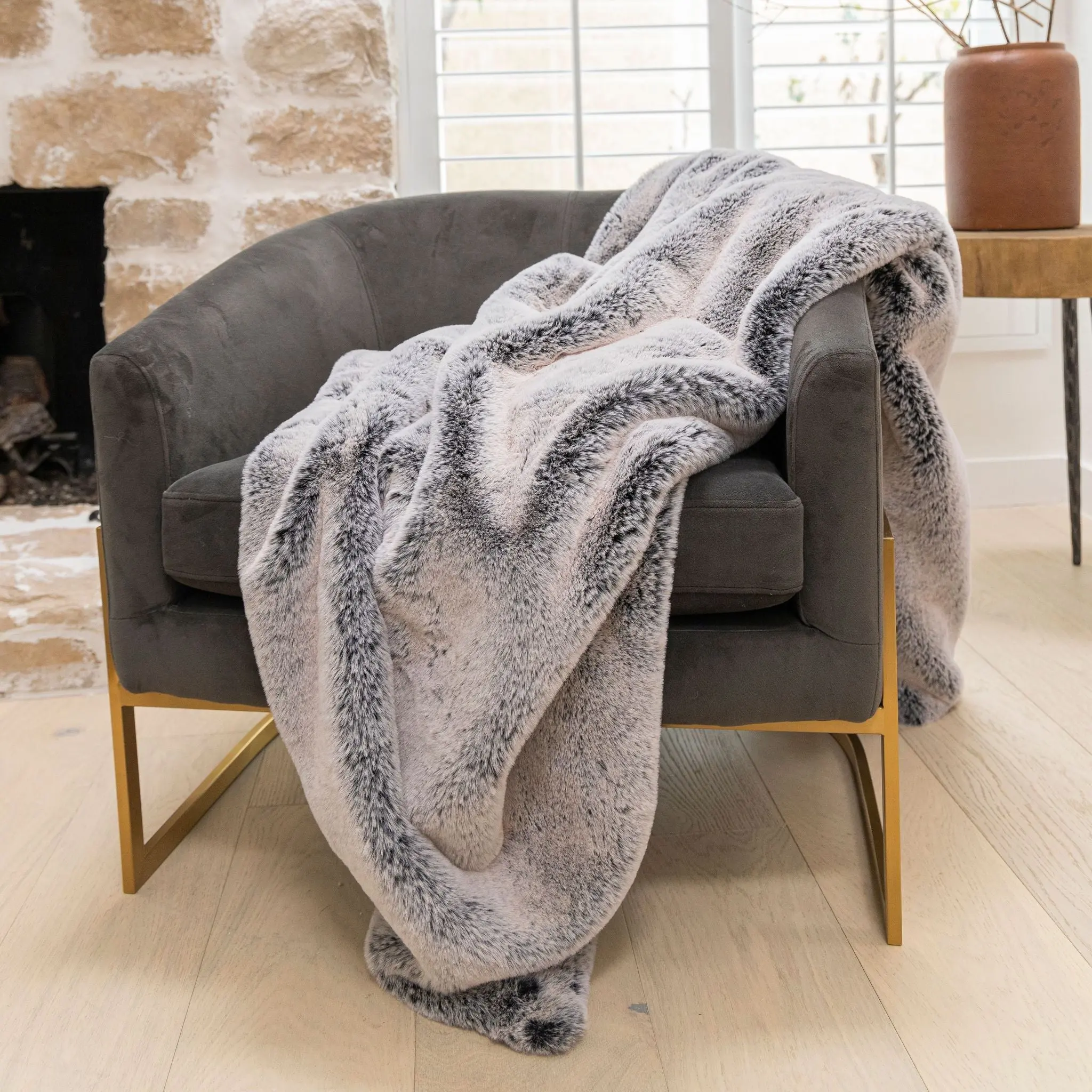 Luxxe Faux Mink Blanket