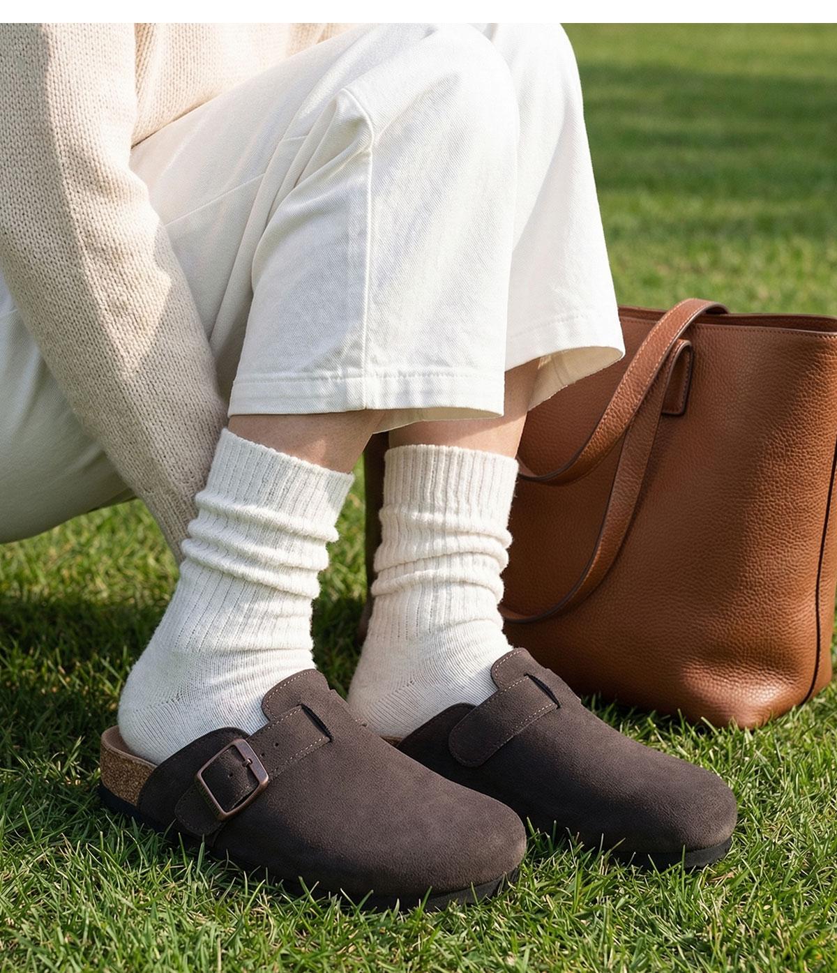 FITORY Breathe I | Women’s Suede Clogs