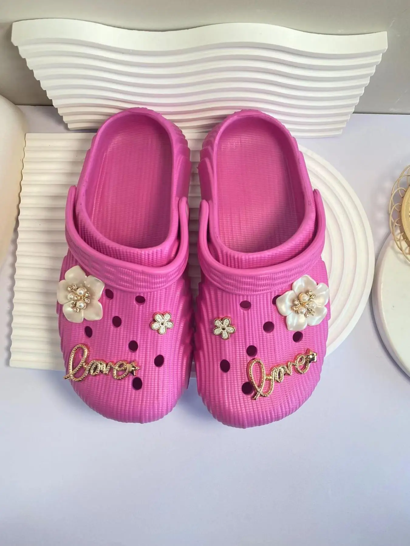 Women's Fashionable Flower & Letter Design Clogs, Casual Comfortable Home Slippers, Summer Beach Slippers, Two Ways To Wear Shoes for Indoor & Outdoor, Girl, Floral Slippers