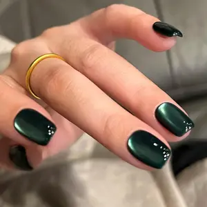 Dark Green Press on Nails Short Square Fake Nails Cat Eye Acrylic Nails Ombre Artificial Glue on Nail Glossy False Nails Xmas Stick on Nail for Women Manicure 30Pcs TOGZOM