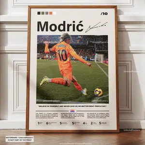 Luka Modric Poster, Modric Real Madrid Wall Art, Real Madrid Print, Modric Real Madrid Decor, Football Fan Gift Idea, Soccer Print