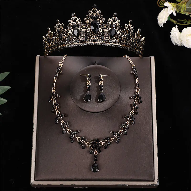 Black Crown Necklace Earrings Needles