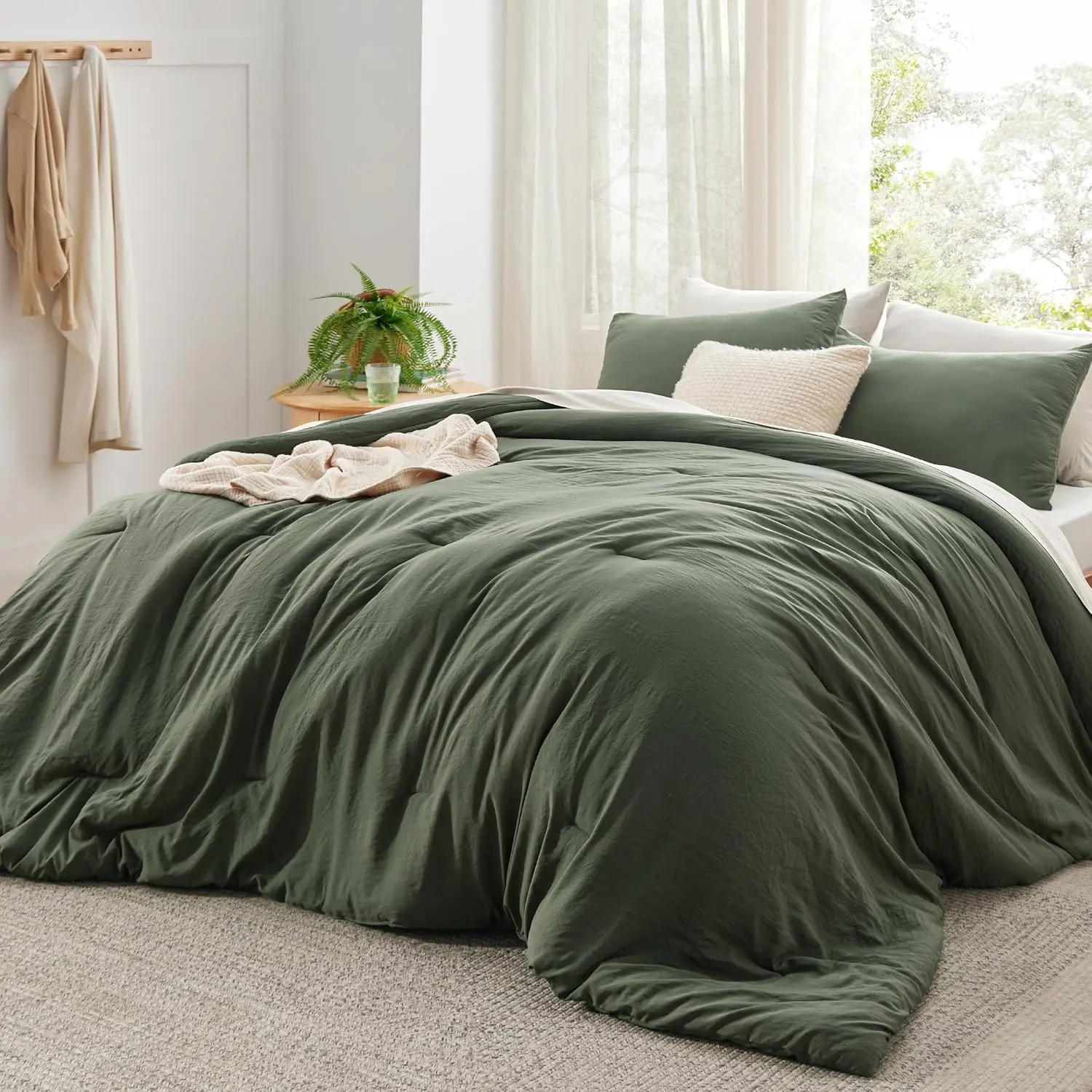 Super King Size Soft Polyester Bedding Set - Dark Green Prewashed, All Seasons Durable Comforter (120"x120") with 2 Pillowcases (20"x36"), Machine Washable Lightweight Design, Subtle Elegance