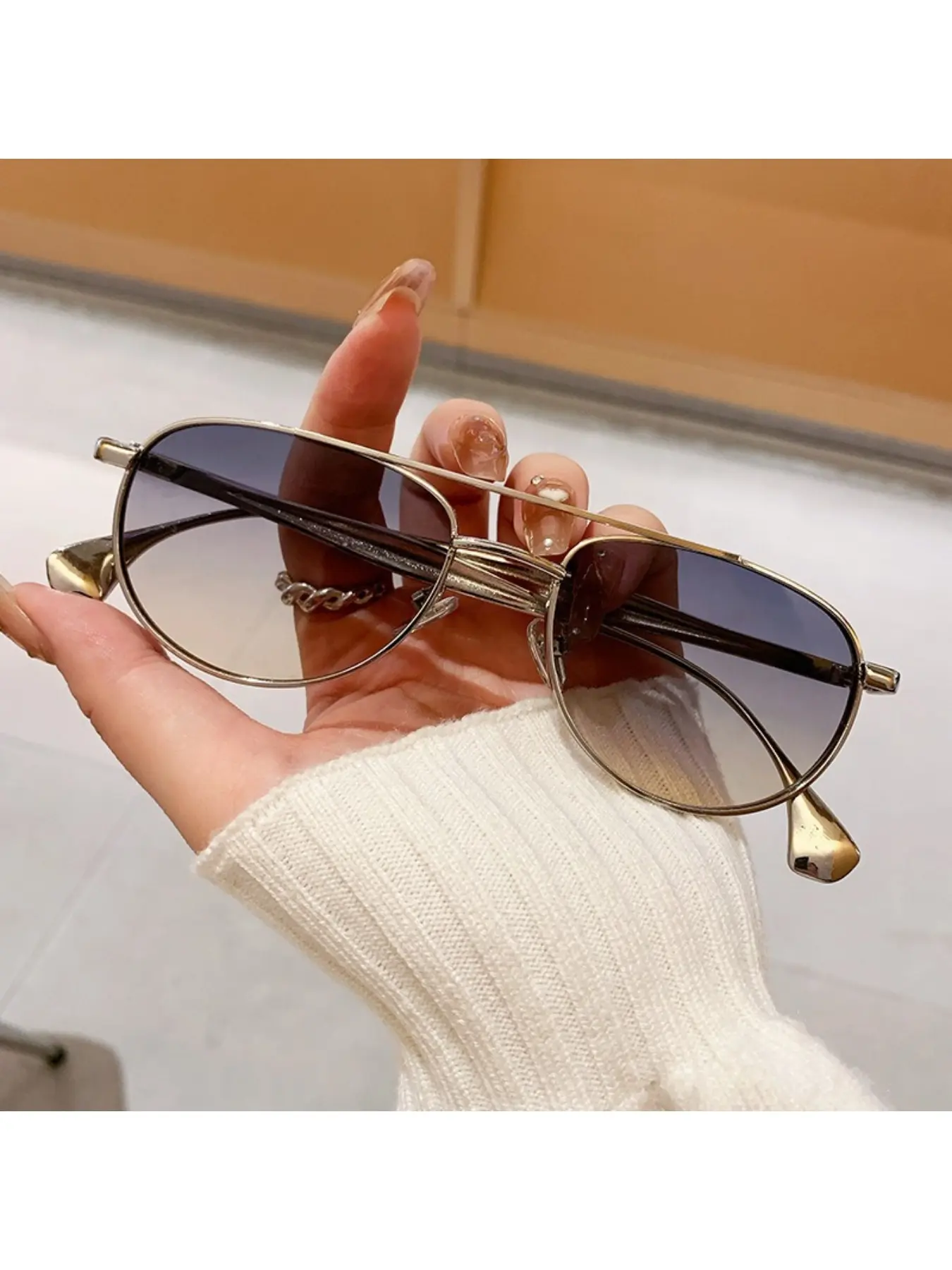 Trendy Popular Metal Pilot Sun Glasses Women Men Outdoor Luxury Designer Shades Summer Traveling Drive Sunglass Male UV400