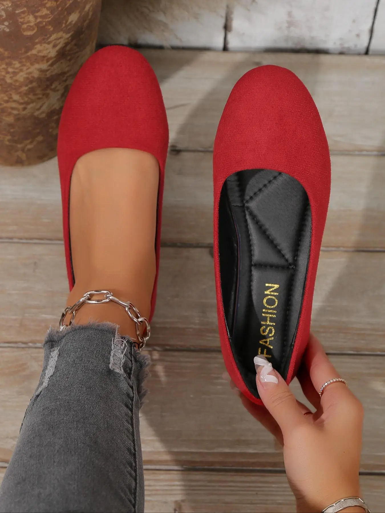 Women's Solid Color Round Toe Slip on Flats, Casual Comfortable Flat Shoes for Daily Wear, Basic Simple Women's Shoes for Spring & Fall