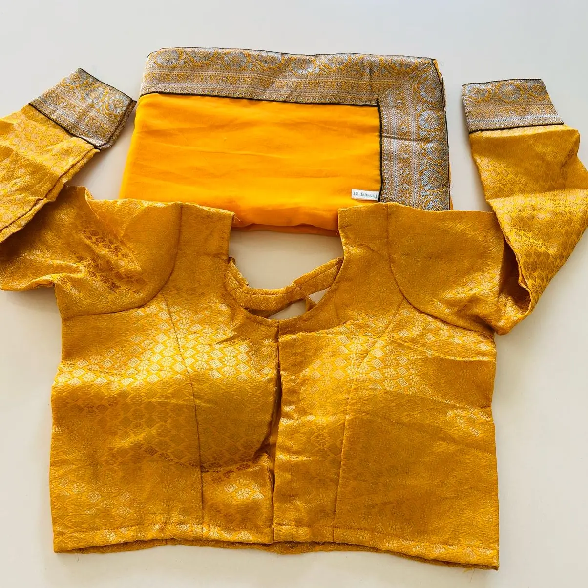 Saree with bulaoz Traditional