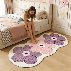 Cream Style Irregular Flower Carpet, Fresh Creative Bedroom Plush Rug, Luxurious High-End Living Room Carpets, and Floral Decor, Area Rug, Floral Area Rugs