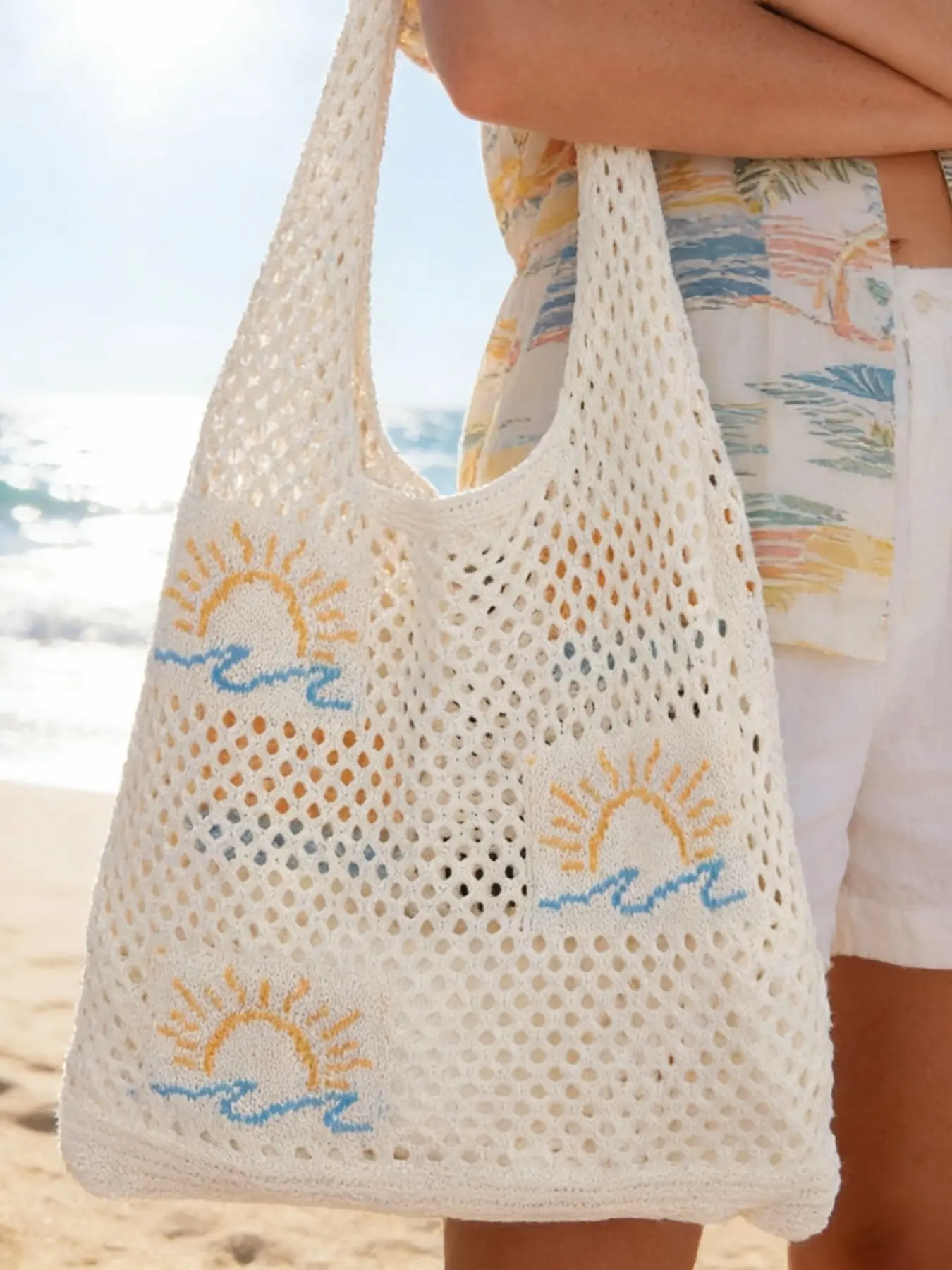 Women's Beach Tote Bag, Casual Knit Shoulder Bag, Casual Trendy Bag, Large Capacity Retro Design, Summer Shopping Accessory, Sunflower & Wave Embroidery, Handcrafted Bag, Beach Bags, Trendy Vintage Bag, Embroidered Tote Bag, Creative Design Bag
