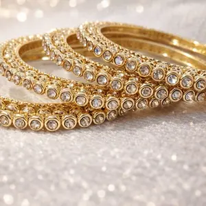 Classic Stone detail Bangles set of 4