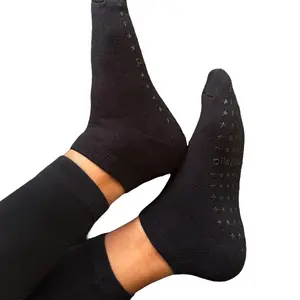 PILA Plain Best Low Grip Sock - Black Lagree socks - black pilates socks - black barre socks