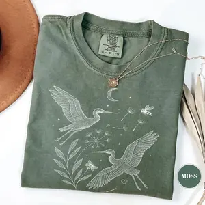 Comfort Colors Heron Nature T-Shirt, Boho Unisex Gift, Womens Clothing, Gardening Tee, Cute Wildflowers Dandelion Tee, 90s Birds Graphic