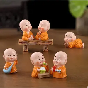 Mini Figurine Buddhist Monk Dolls Garden Terrarium Miniatures Micro Landscape Decor Home Decorations Buddha Statu Crafts