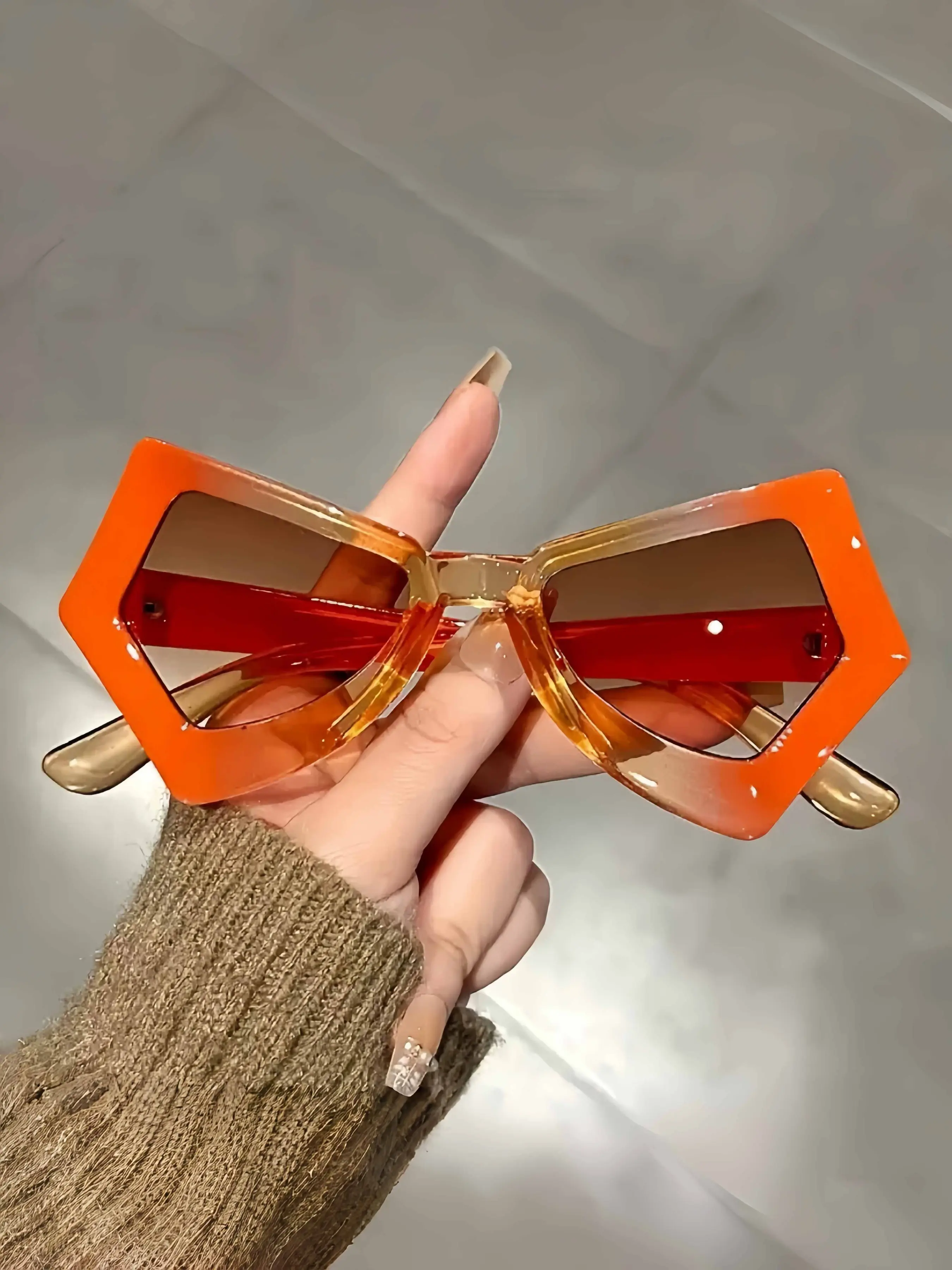 Women's Polygon Irregular Large Frame Fashion Cat Eye Butterfly Glasses, Decorative Lens, Perfect for Posing, Winter Skiing, Casual Style, All Seasons, Lightweight Eyewear, Eyewear Lux Trendy