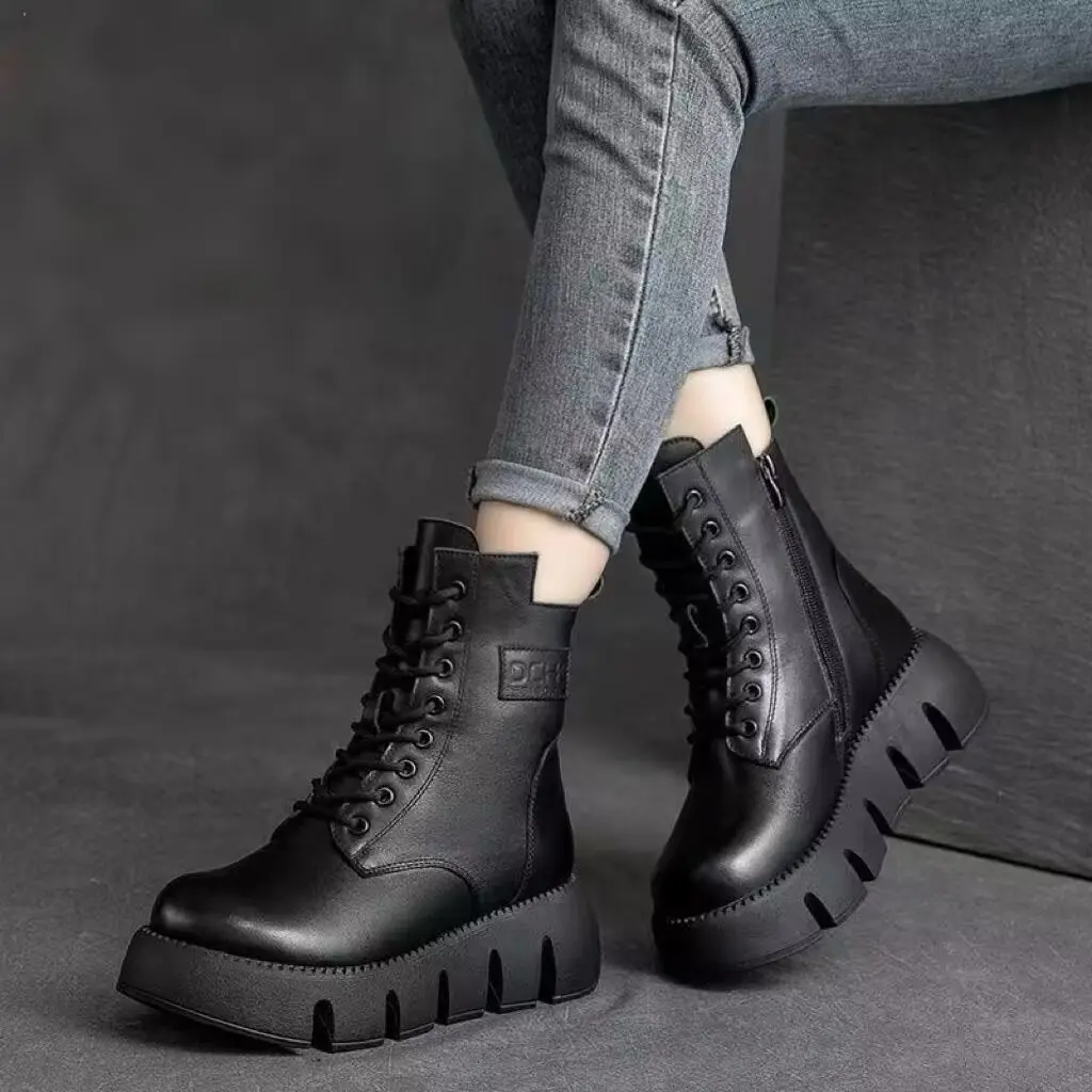 Women's Ankle Boots with a Chunky Platform Wedge, Synthetic Walking Shoes with Comfortable Heels, Cushioned Insole and Slip-Resistant Rubber Sole, Footwear, Stylish, Casual Wear, Fabric, Cuban, Plain, Platform Heel
