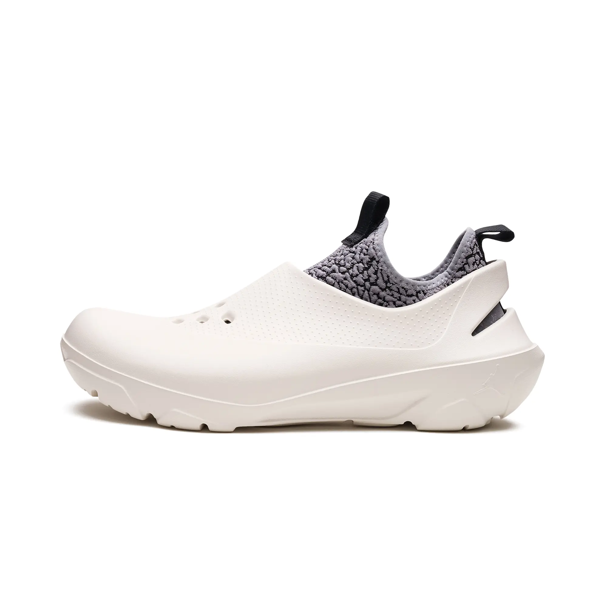 Jordan System.23 Clog "Cement Grey" DN4890 101