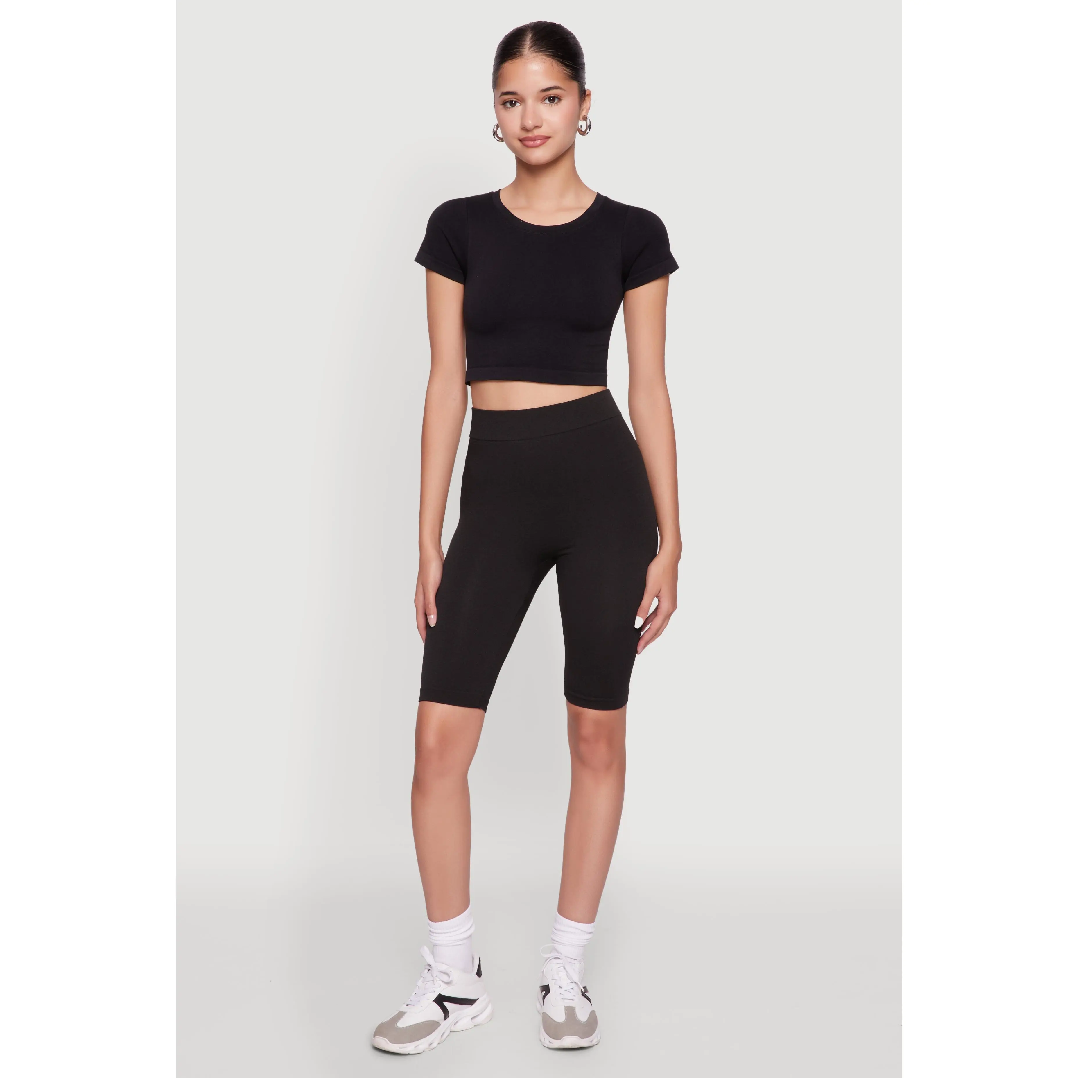 Seamless Crew Neck Cropped Top