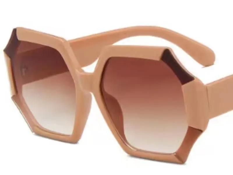 Jayla Savage Oversized Sunglasses