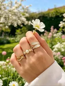 3 pieces of women's enamel gold fashionable and exquisite jewelry rings, made of environmentally friendly stainless steel material, anti allergic and waterproof, suitable for travel wear and holiday gift giving.
