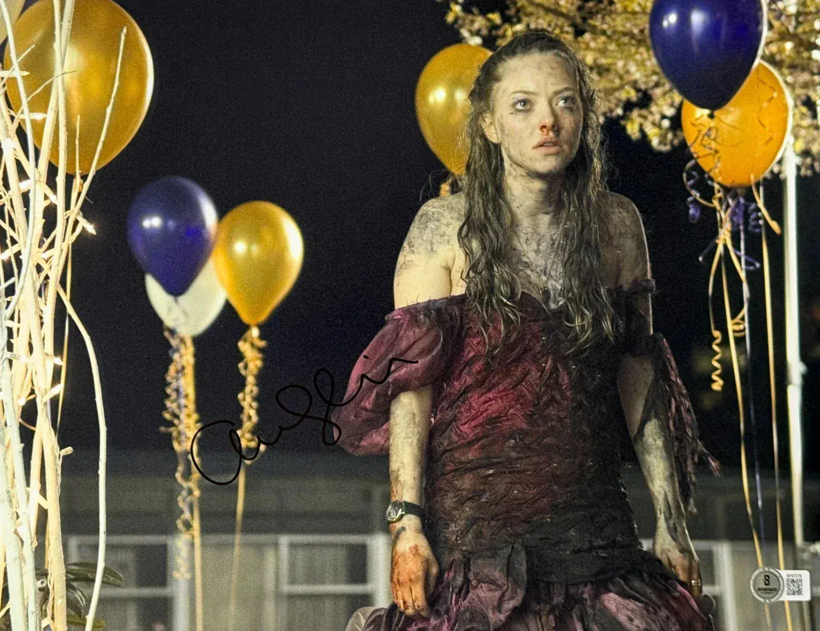 Amanda Seyfried Authentic Autographed 11x14 Photo
