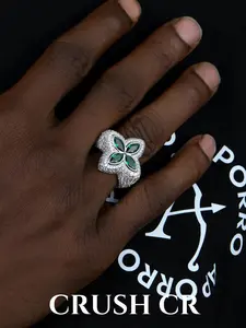 CRUSH CR Unique Clover Gemstone Ring Gift, Gold/Silver Plated Paved Four-Leaf Clover Statement Ring for Men & Women, Ideal for Birthdays, Anniversaries, Graduations and Holiday Gifting