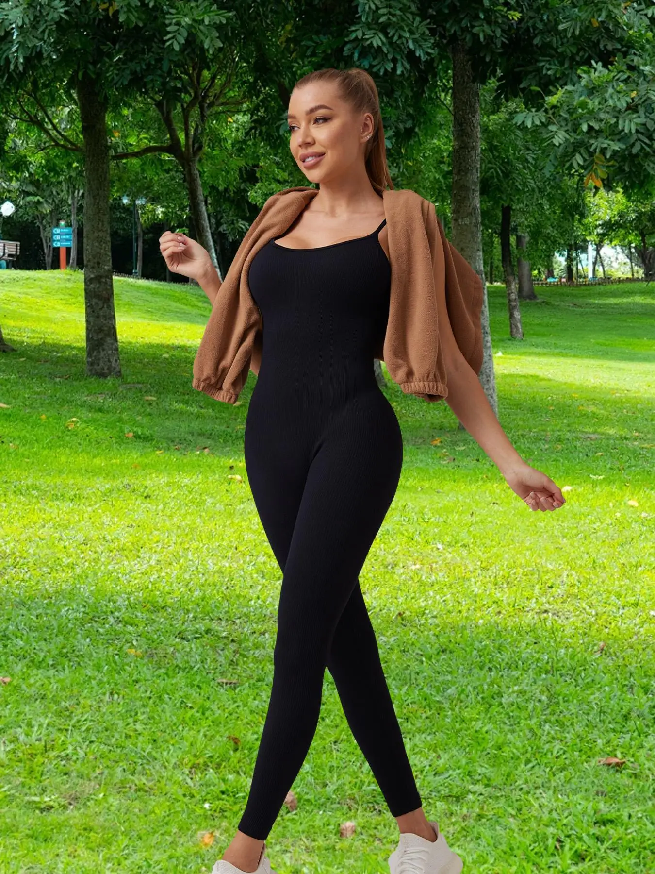 Women's all clothing Seamless Sleeveless Yoga Pants, Sporty Tight-Fitting Gym Training Jumpsuit, All-Seasons Plain Knit Bottom, Home Leisure