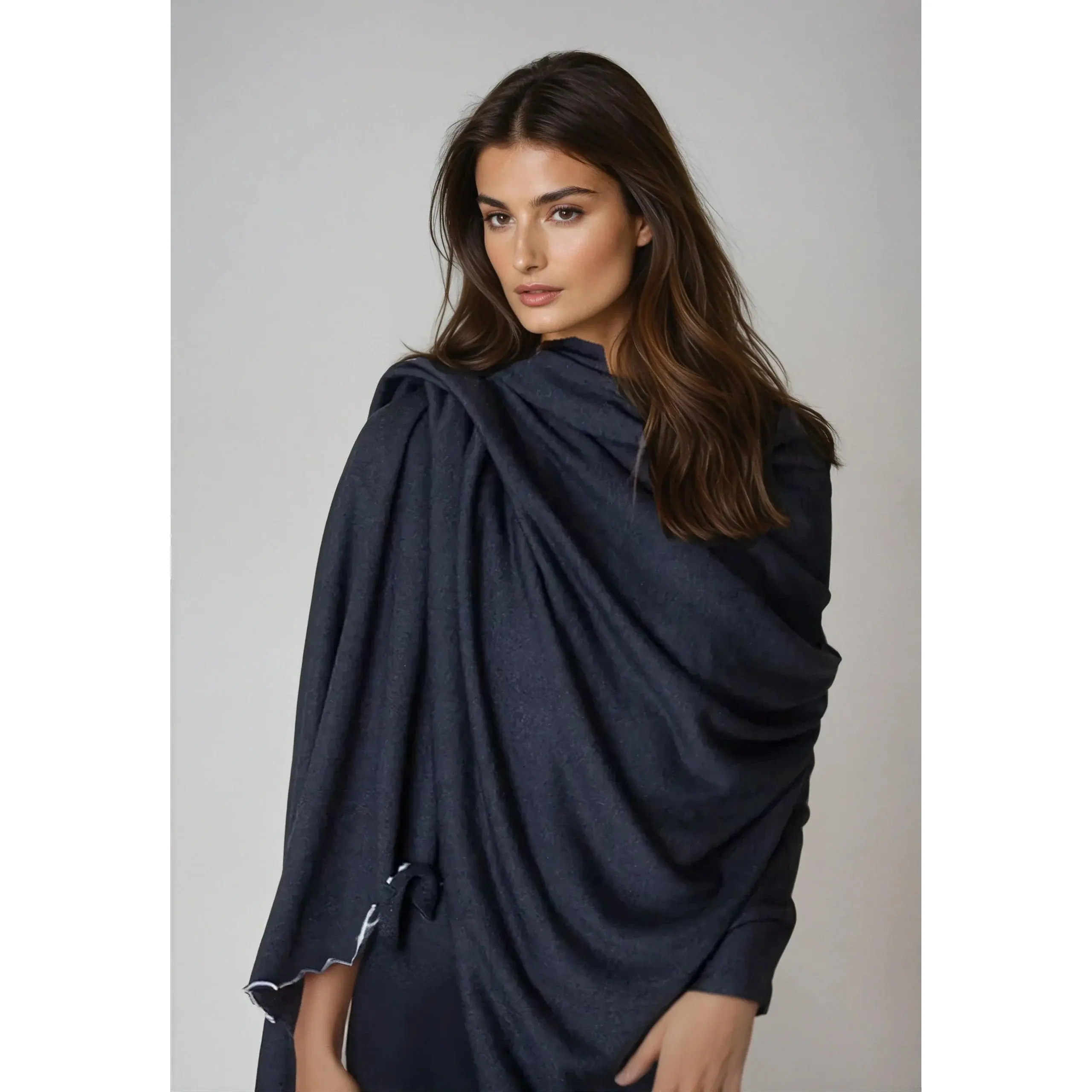 Buki Travel Wrap - Charcoal Grey