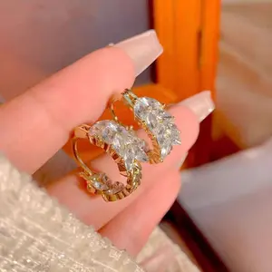 2 pairs of U-shaped ear buckles, wheat ear crystal studs, high-end design earrings, temperament, versatile earrings, women's Mother's Day gift shippin random shipping live shopping  free for shipping autumn rapper chain necklace camera boyfriend