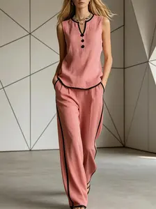 Women's Contrast Trim V-Neck Set Boho Chic Sleeveless Summer Top and Wide Leg Pants 2 Piece Matching Set Elegant Vacation Outfits Casual Wear Mother's Day Present