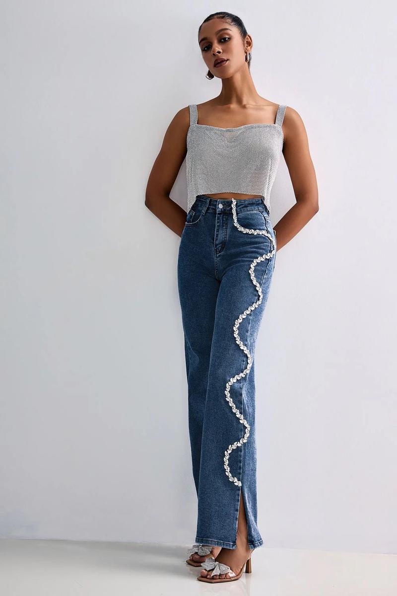Women's Mid-waist Wide-leg Jeans With Heavy Craft Diamond-embellished Wavy Patterns, Featuring Classic Zipper And Button Fly With Functional Pockets, Split Hems, And A Drapey Straight Cut. Suitable For All Seasons And Various Occasions. Women's Mid-waist Wide-leg Jeans With Heavy Craft Diamond-embellished Wavy Patterns, Featuring Classic Zipper And Button Fly With Functional Pockets, Split Hems, And A Drapey Straight Cut. Suitable For All Seasons And Various Occasions.