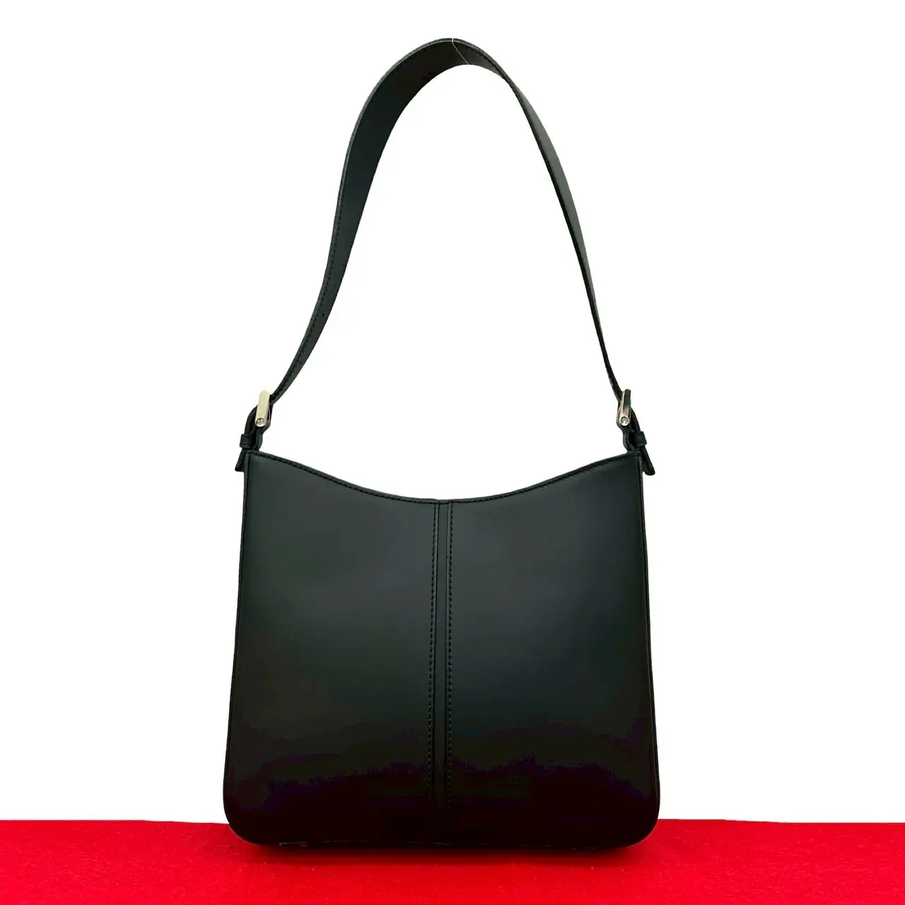 Pre-owned BURBERRY Calfskin Shoulder Bags Leather Shoulder Bag