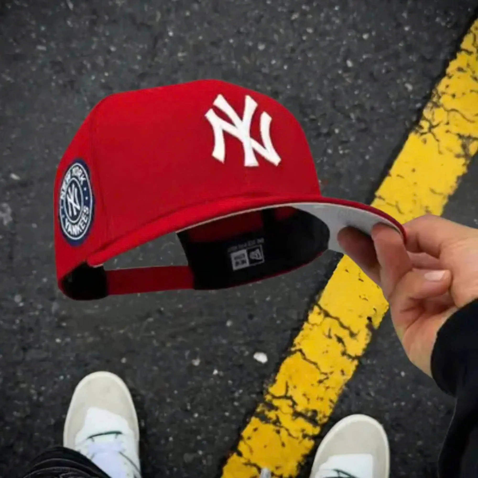 New Era 9FIFTY MLB Baseball Hat, MLB Hats White Sox, NY Yankees & LA Dodgers Logo Cap, Adjustable Snapback Flat Brim Unisex Streetwear
