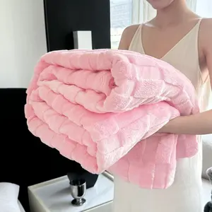 1 pink jacquard-patterned rectangular bed and sofa blanket, perfect for office naps, offering a warm and comfortable sleeping experience – 350 gsm