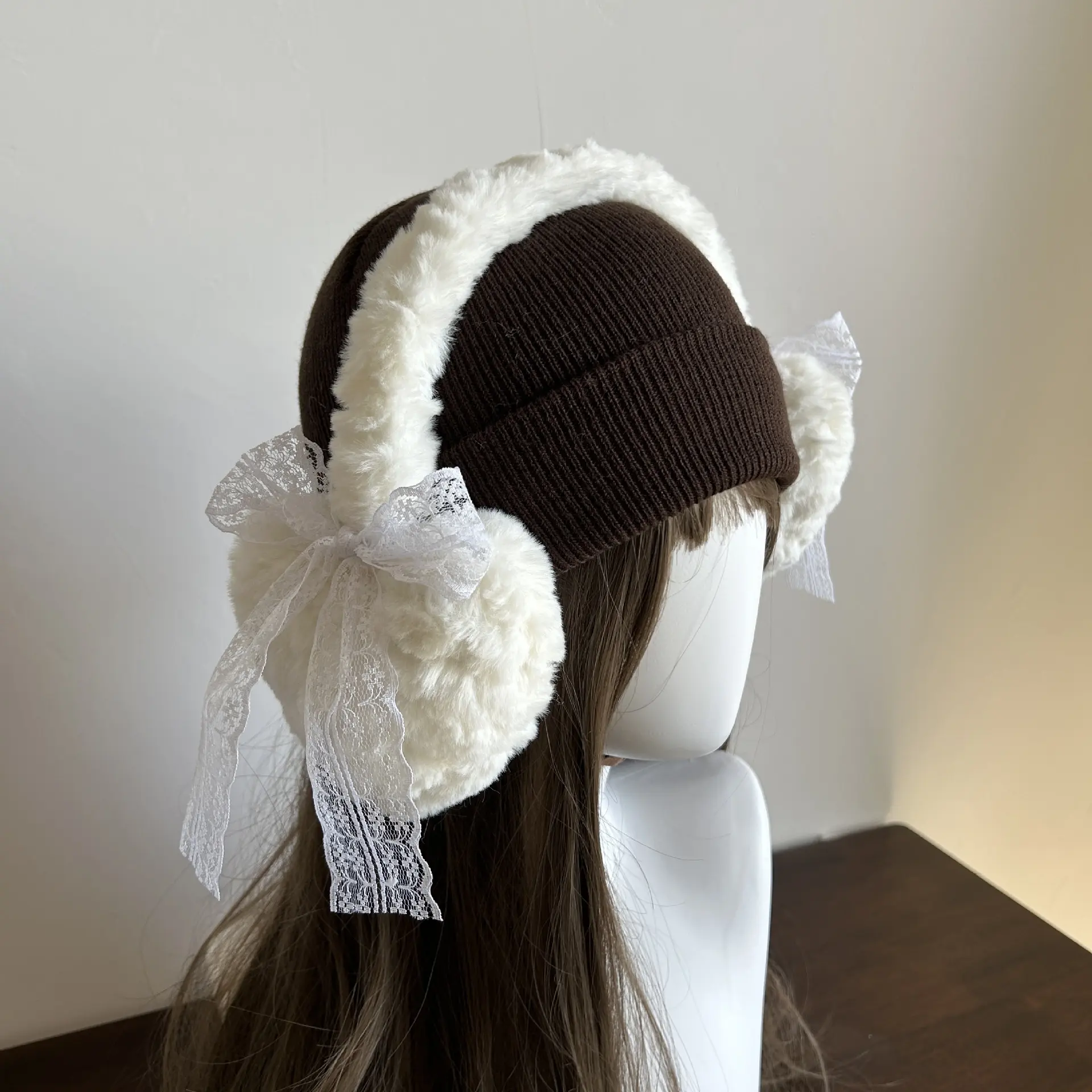 Women's Keep-Warm Heart-Shaped Fabric Plush Ear Muffs - Lace Bowknot, Winter New Style Fashion Head Accessory, Warm Head Accessory, Cute