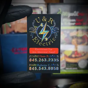 Raised Foil Business Card - Silver Foil - Gold Foil - Holographic Foil