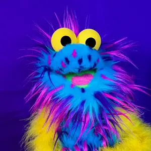 We Come In Peace Puppet-Bubble Gum