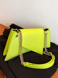 Neon Green Chain Novelty Bag Niche Stone Pattern Flap Underarm Bag PU Leather Textured Bag Purse Fashion Versatile Bag Novelty Gifts , Perfect Best Funny Novelty & Gag Gifts