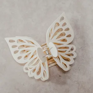 Cream Jumbo Butterly Hair Clip