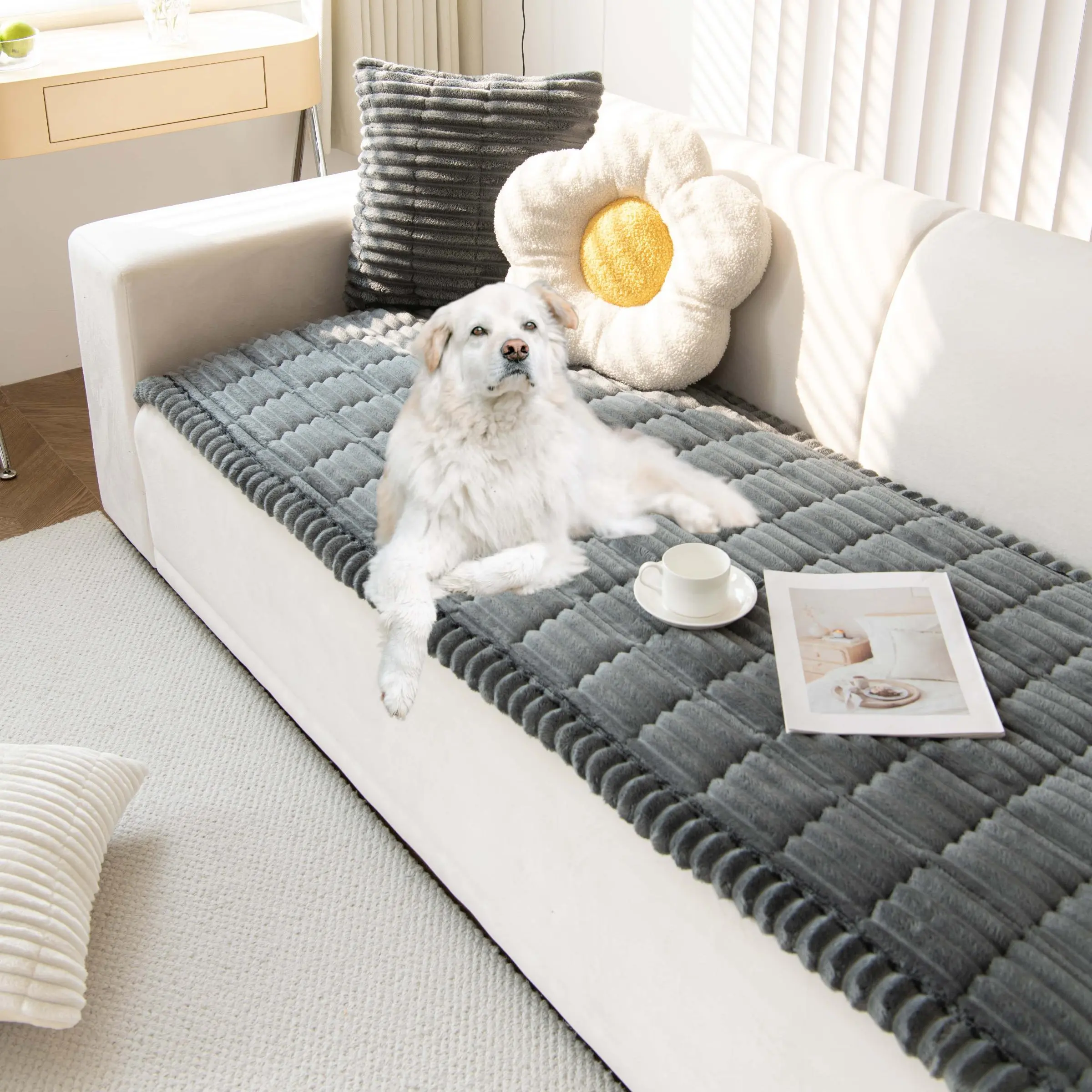 Plush Sofa Cover, Washable Non-slip Couch Protector, Pet Friendly Puppy Blanket Dog Bedding Mat for Couches and Sofas Blanket, Home Decor Supplies