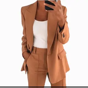 Women’s 2025 spring–autumn high-end slim-fit lapel suit jacket and pants set, chic khaki top, tailored business outfit