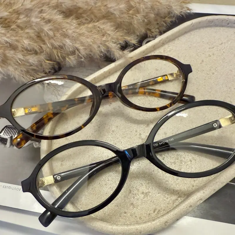 Oval Glasses Oval Glasses